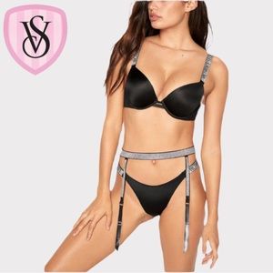 ❤️ Victoria’s Secret Shine Strap Garter Belt